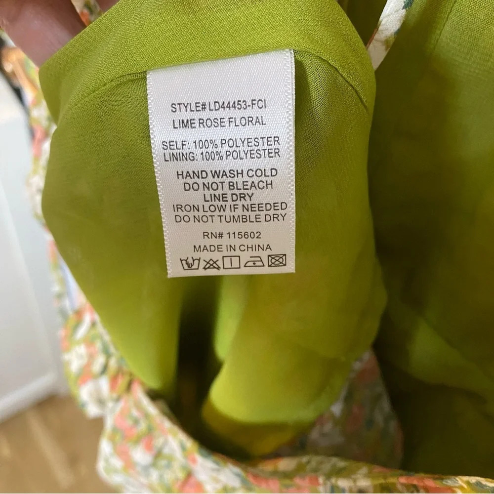 Lush Open Back Tie Ruched Mini Green Floral Short puffy sleeve Dress Siz… - Picture 10 of 12
